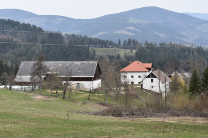 Podkraj pri Ravnah - Domačija Lobas