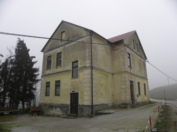 Polana pri Zidanem Mostu - Šola