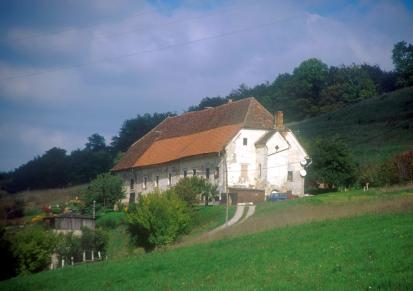 Pesniški Dvor - Dvorec Pesniški Dvor