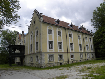 Šmatevž - Dvorec Štrovsenek s parkom