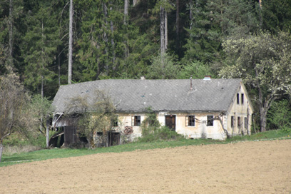 Golavabuka - Črnivnikova preužitkarska hiša