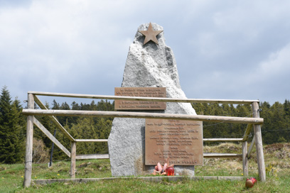 Paka-del - Spomenik borcem XIV. divizije