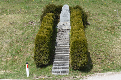 Srednji Dolič - Spomenik preboju XIV. divizije