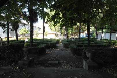 Portorož - Vrt pri hiši Obala 27