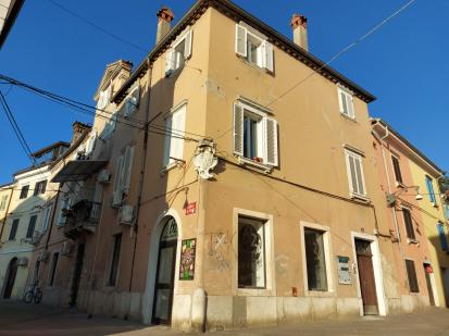 Koper - Palača Bruti Almerigotti