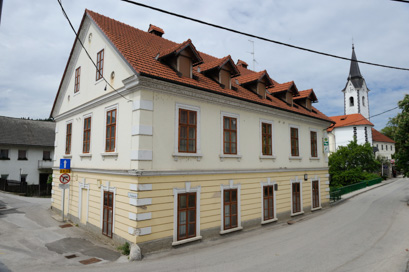 Dolenjske Toplice - Gostilna Pionirska 2