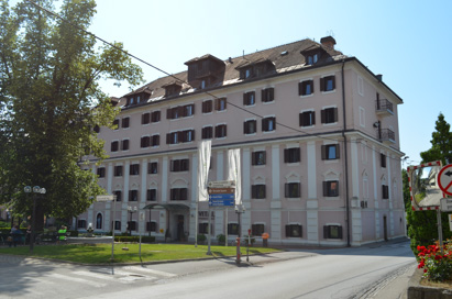 Dolenjske Toplice - Kopališki dom