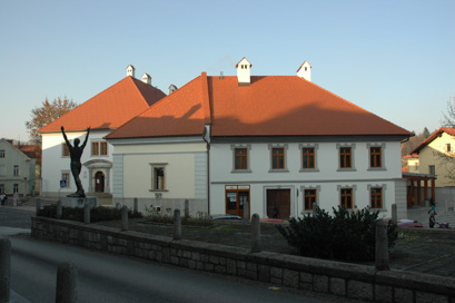 Novo mesto - Knjižnica Mirana Jarca