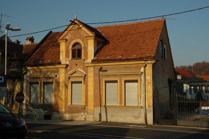 Novo mesto - Hiša Prešernov trg 12