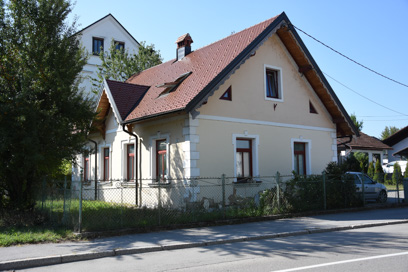 Novo mesto - Hiša Trdinova 8