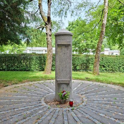 Ljubljana - Spomenik v NOB padlim kolesarjem