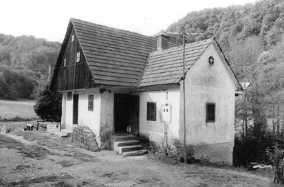 Osredek pri Šentjurju - Hiša z mlinom Osredek 18