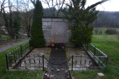 Matavun - Spomenik padlim borcem in žrtvam fašizma