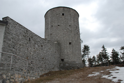 Dolenja vas pri Senožečah - Taborni stolp