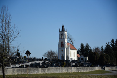 Šentrupert na Dolenjskem - Kapela sv. Križa
