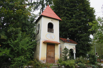 Krajno Brdo - Kapelica in zvonik