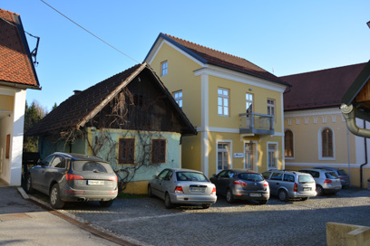 Črnomelj - Hiša Ulica Mirana Jarca 11