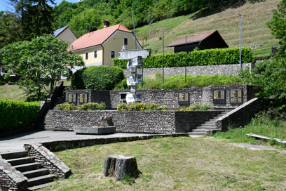 Pišece - Spomenik NOB
