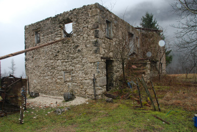 Lepena - Domačiji Lepena 24 in 25