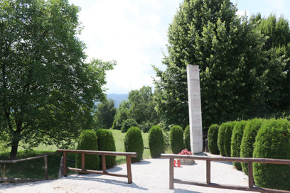 Lesce - Spomenik NOB