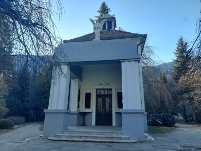 Jesenice - Spominska kapela na Plavžu