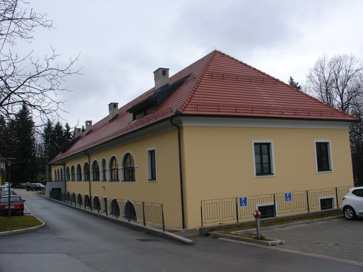 Slovenske Konjice - Gospodarsko poslopje dvorca Trebnik