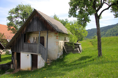Ravne v Bohinju - Kašča na domačiji Ravne v Bohinju 13