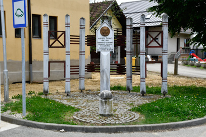 Kapele - Spomenik Andreju Žmavcu