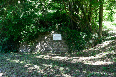 Pečice - Spominska plošča NOB