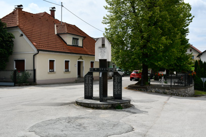 Velika Dolina - Spomenik NOB