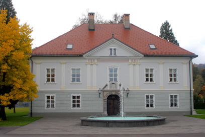 Mengeš - Ravbarjev grad
