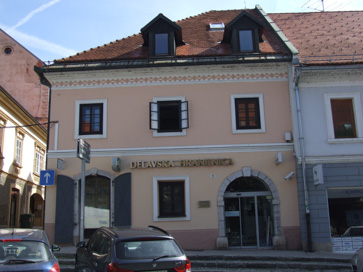Novo mesto - Hiša Glavni trg 10