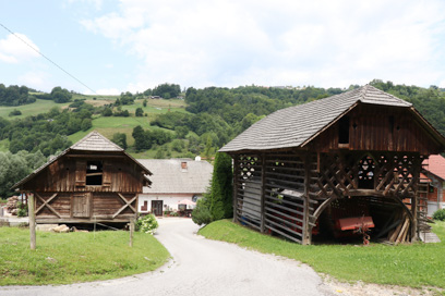 Žirovše - Domačija Žirovše 4