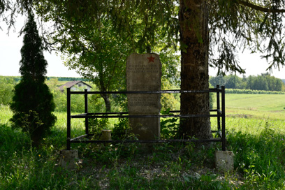 Gornja Lokvica - Spomenik padlima borcema