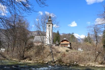 Ribčev Laz - Antična naselbina ob cerkvi sv. Janeza Krstnika