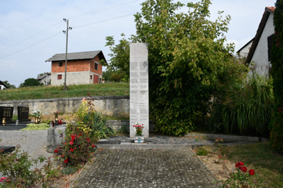 Radovica - Spomenik NOB