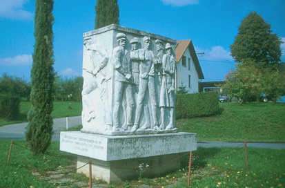 Biserjane - Spomenik železničarjem španskim borcem