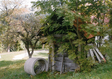 Mrzli Vrh - Sušilnica na domačiji Spodnji Kamnik