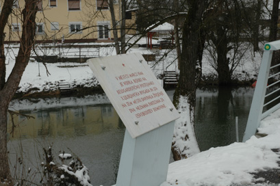 Podpeč - Spominska plošča Deseti Ljubljanski brigadi