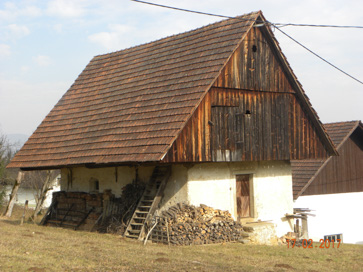 Mirke - Kašča pri hiši Mirke 5