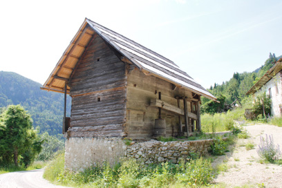 Rovt pod Menino - Tominškova kašča