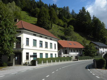 Železniki - Domačija Češnjica 29