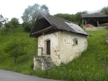 Podlonk - Kašča pri hiši Podlonk 5