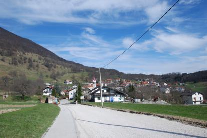 Podkraj - Arheološko najdišče Na Tratah