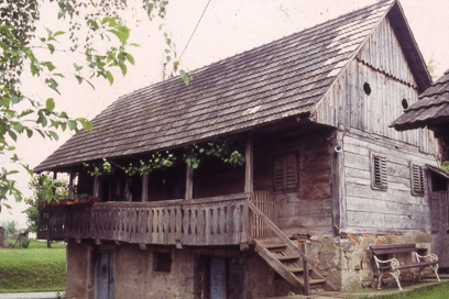Krasinec - Hiša in svinjak Krasinec 40