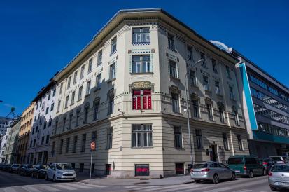 Ljubljana - Hiša Trdinova 8