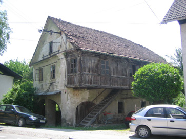 Vrhnika - Hiša s kovačijo Stara cesta 35