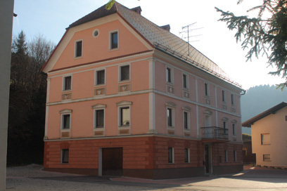 Krašnja - Župnišče Krašnja 12