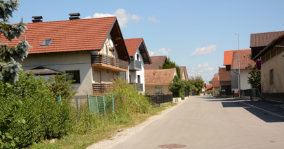 Jelše pri Velikem Podlogu - Vas