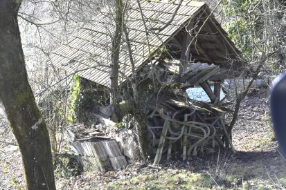 Poljane pri Mirni Peči - Sušilnica na domačiji Poljane 14